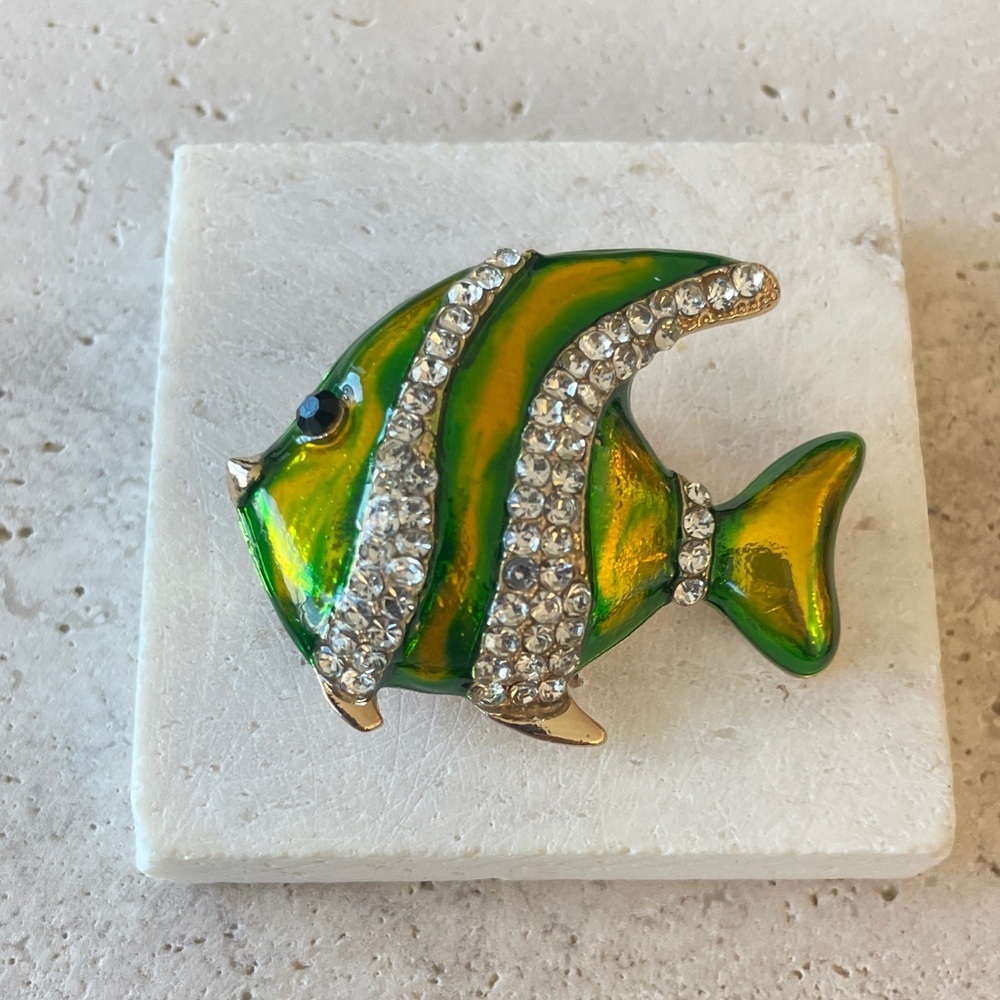 Sparkling Green and Gold Fish brooch